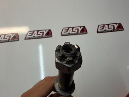 Rear Wheel Axle Kawasaki Vulcan VN900 Classic 2006-2022 OEM 41068-0598