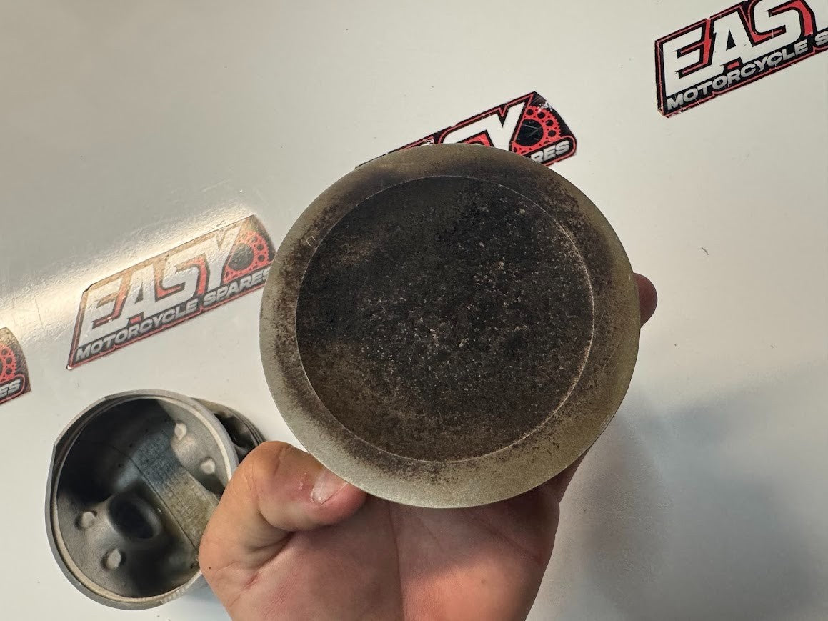 Suzuki VL 1500 Intruder 1998-2009 Piston Set OEM Genuine 12111-10F00-0F0