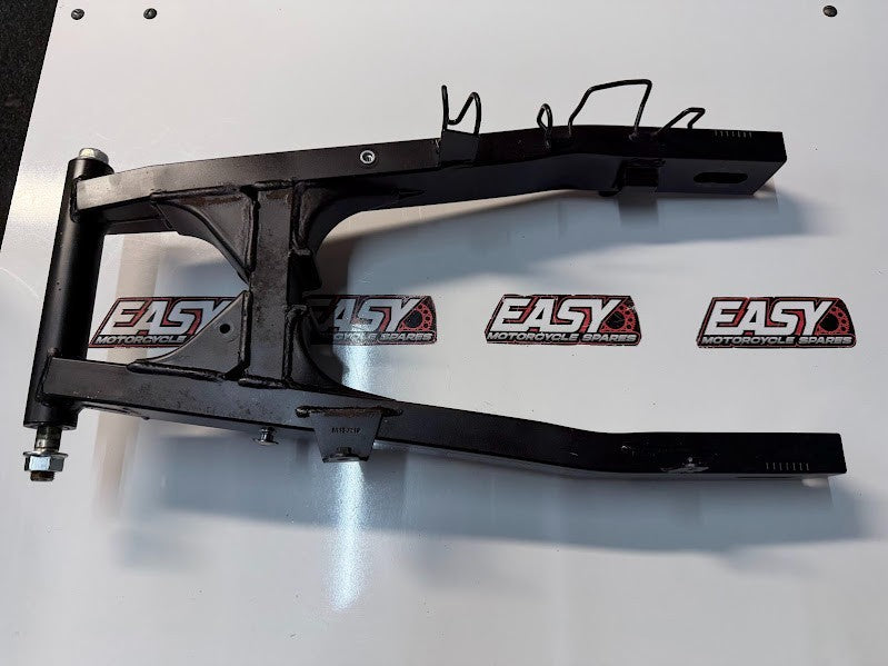 Swingarm Kawasaki Ninja 300 2013-2017 OEM 33001-0632-18R Swing Arm