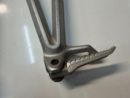 LH RH Pillion Peg & Bracket Pair Suzuki GSXR 1000 2007-2008 OEM