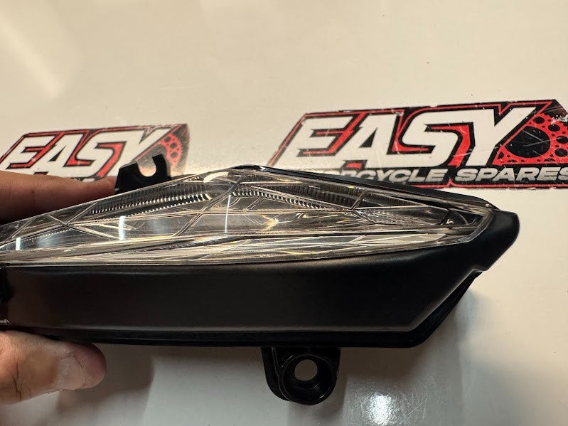 Yamaha YZF R1 2020-2025 LH Pilot Light OEM Genuine B3L-84302-00