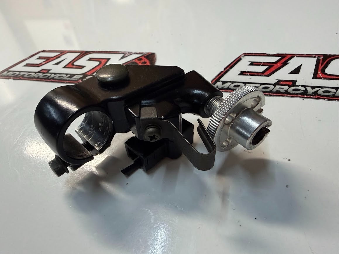 Clutch Perch Suzuki GSXR 1000 2005-2006 OEM 57500-41G11