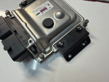 ECU Computer KTM RC 390 2014-2016 OEM 90141031100