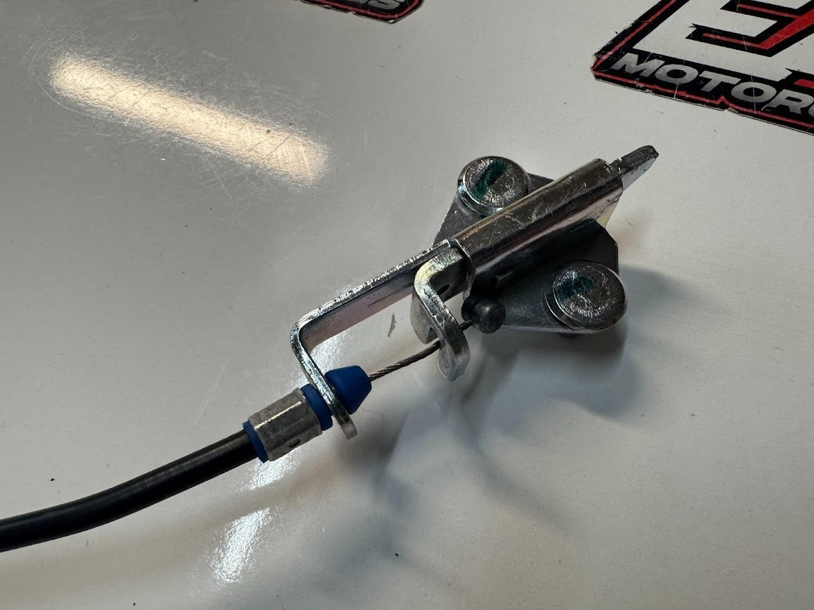 Yamaha YZF R15 2013-2018 Seat Latch Cable OEM Genuine 1CK-F478E-00