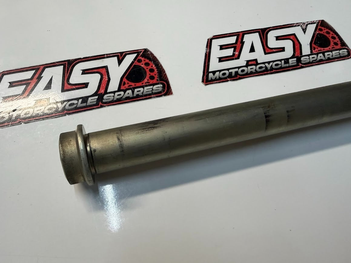 Rear Wheel Axle Suzuki Boulevard C109R VLR 1800 T 2008-2014 OEM 64711-22H00
