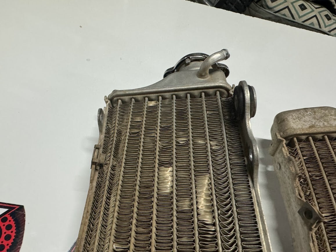 Radiators Husqvarna TC 250 2004
