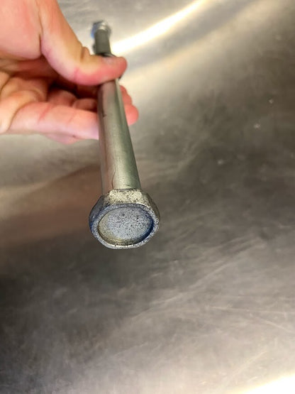 Swing Arm Bolt Suzuki VL 250 2009