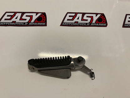 RH Riders Foot Peg Suzuki GSX 750F 2004 43510-20C00
