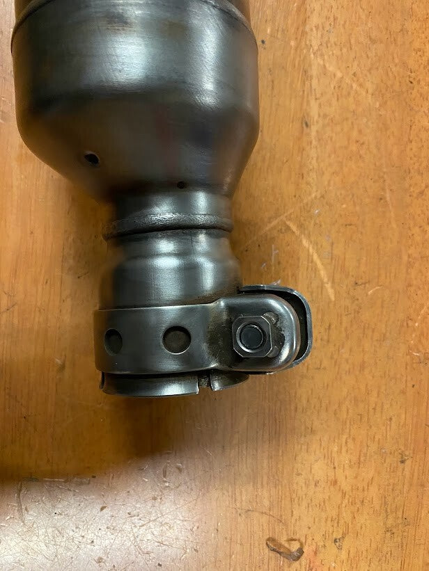 Catalyst Mid Pipe Assembly Yamaha FZ6-S 2006 5VX-14740-00-00