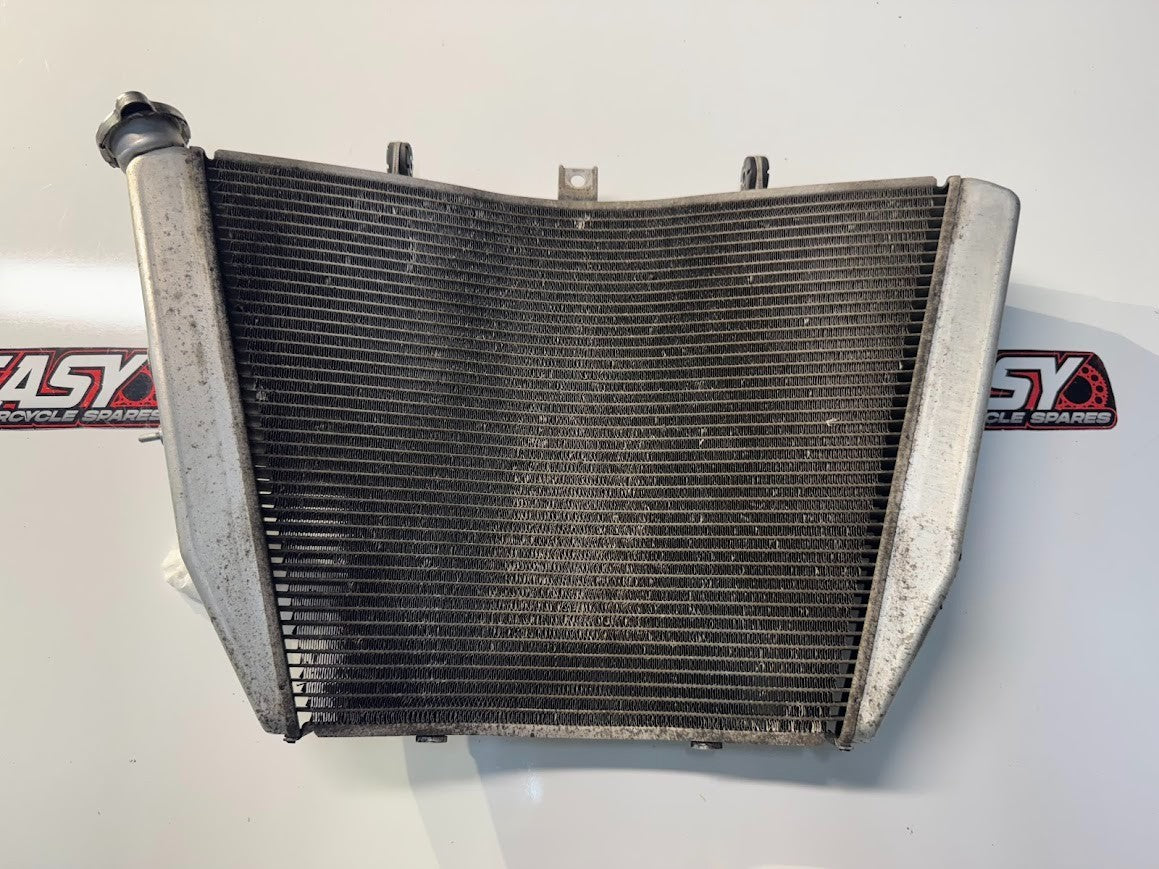 Suzuki GSXR 1000 2009-2016 Radiator OEM Genuine 17710-47H10