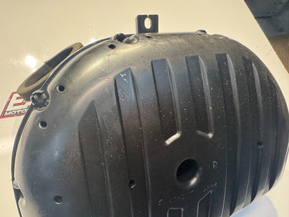 Suzuki GSXR 1000 2009-2016 Airbox Case Cleaner Assembly OEM Genuine 13720-47H02