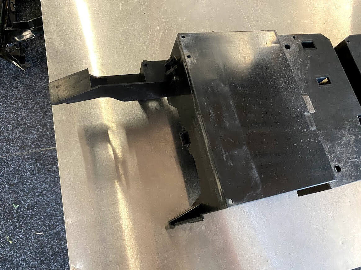 Rear Inner Fender Yamaha FZ1 06-15 2008  2D1-8212B-02-00