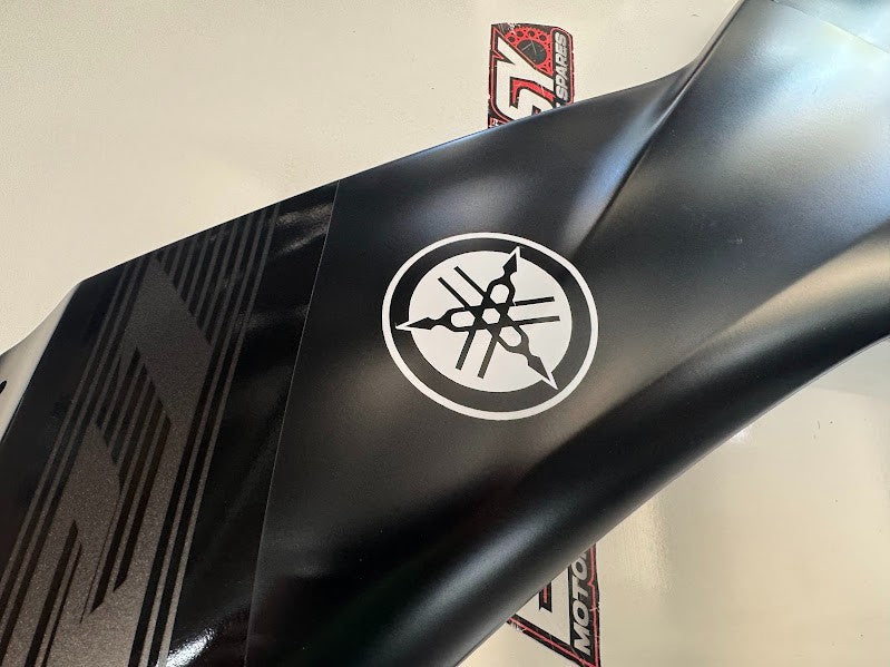 Yamaha YZF R1 2020-2021 LH Main Fairing OEM Genuine B3L-2835U-00