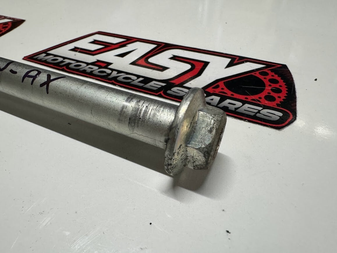 Swing Arm Pivot Bolt Suzuki GS 500 2006 61211-30B00