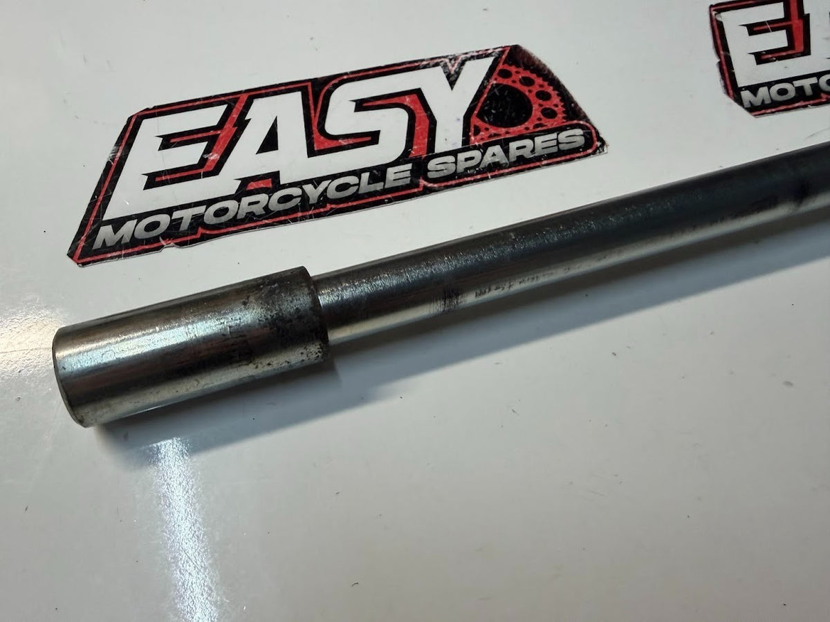 Front Wheel Axle KTM RC 390 2014-2016 OEM 90109081000