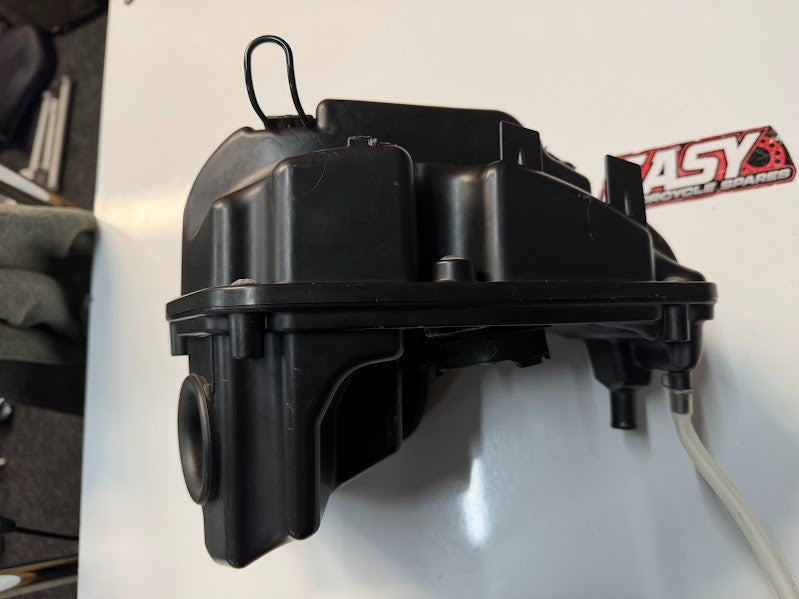 Airbox Case Assy Kawasaki Vulcan S 650 2019-2026 OEM 11010-0873