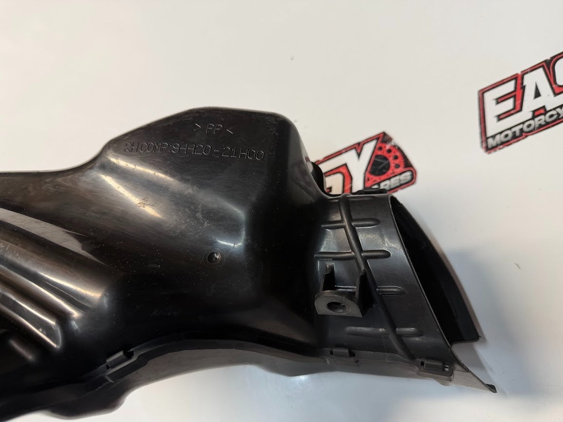 Air Intake Ducts Suzuki GSXR 1000 2007-2008 OEM 94420-21H00