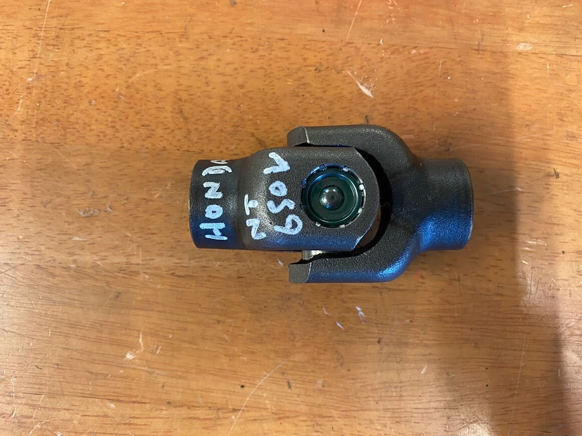 Drive Shaft Knuckle Honda NT650V 2005