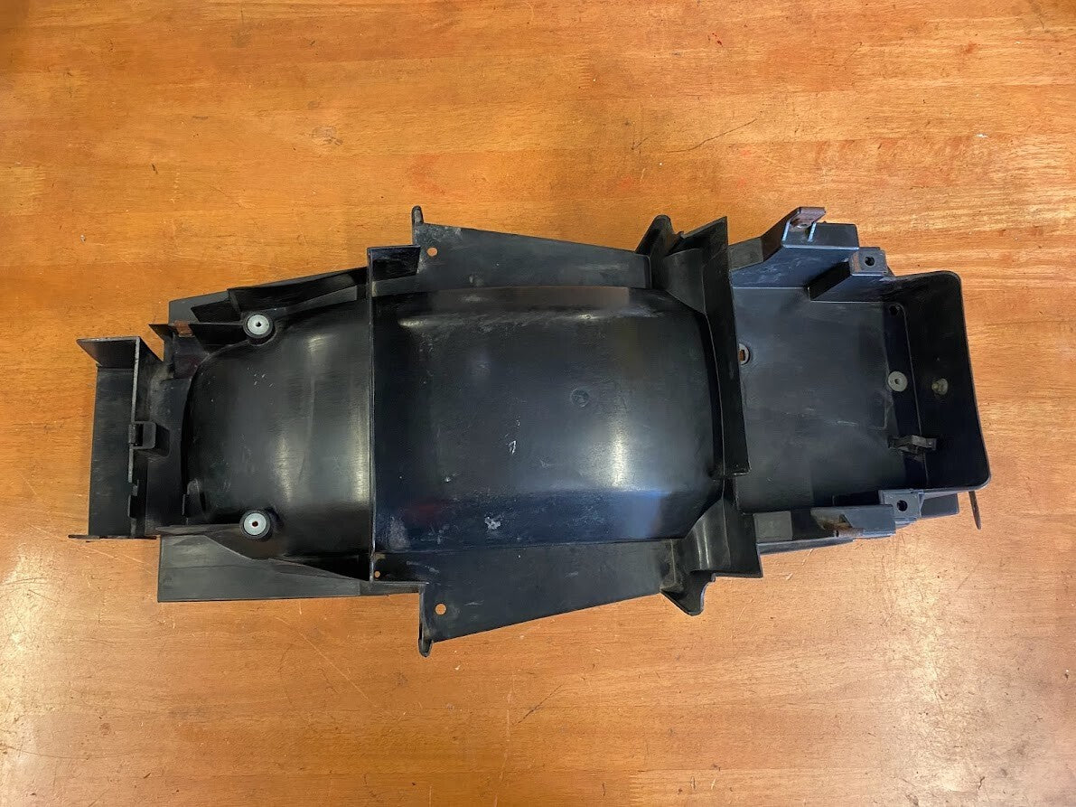 Inner Rear Mudflap Fender Yamaha FZS 600 1998
