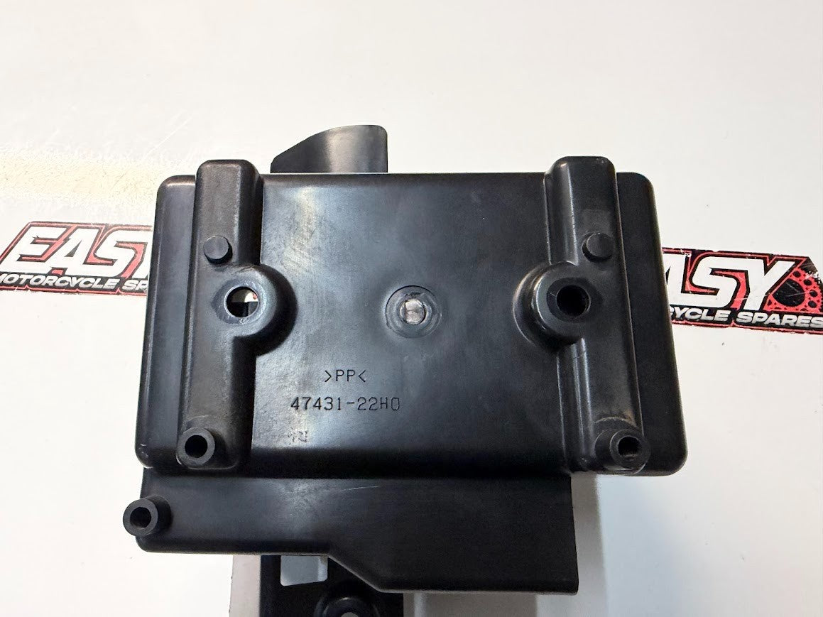 Battery Box Holder Suzuki Boulevard C109R VLR 1800 T 2008-2014 OEM 47431-22H00