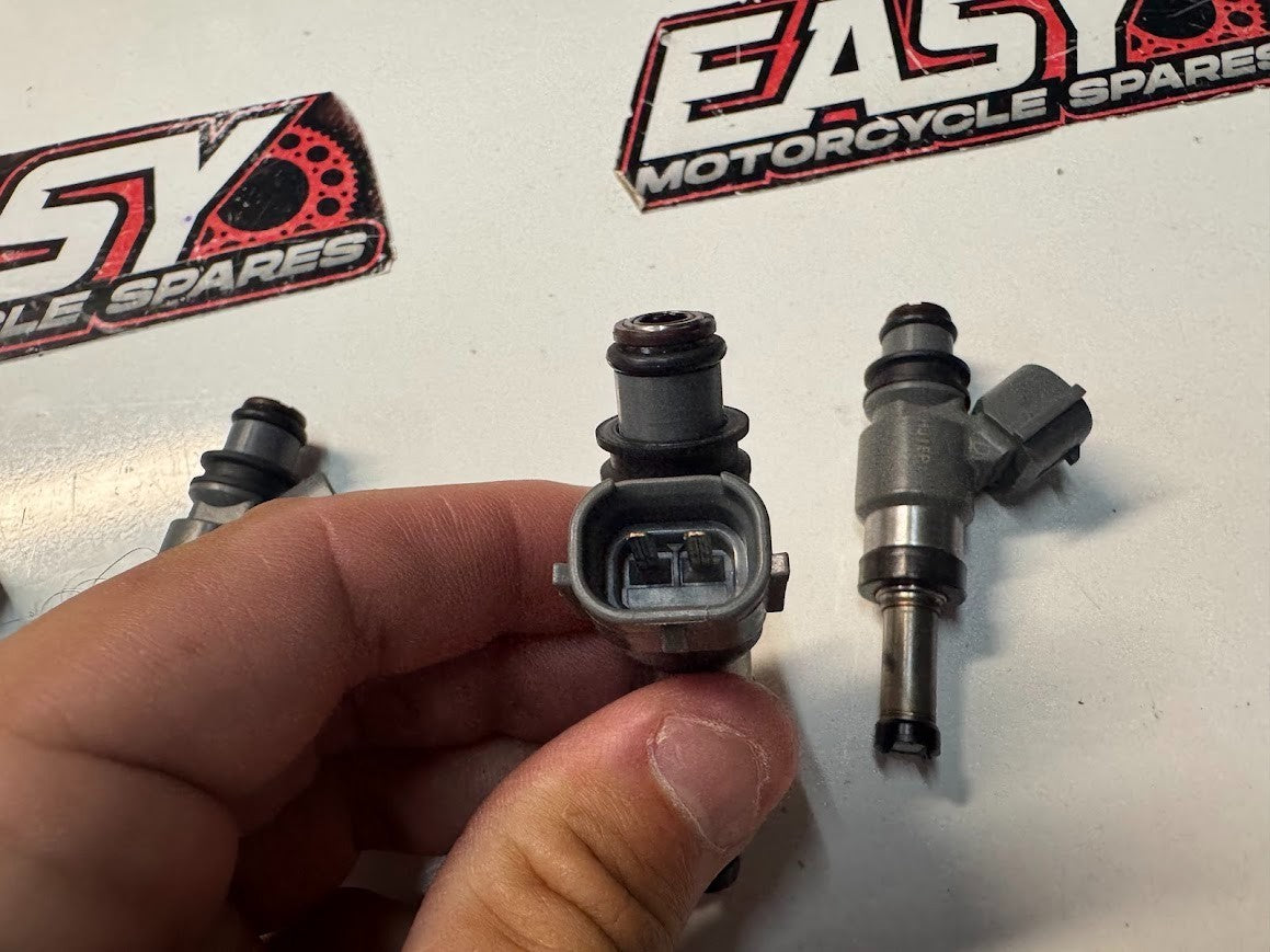 Yamaha MT-10 2016-2025 Primary Fuel Injectors OEM Genuine 4C8-13761-00