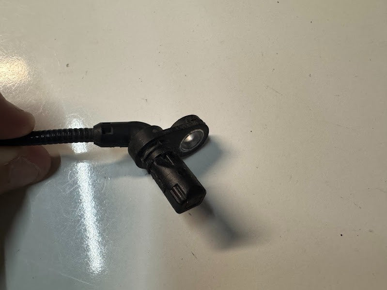 Kawasaki Vulcan S 650 2022-2025 ABS Rear Speed Sensor OEM Genuine 21176-0954