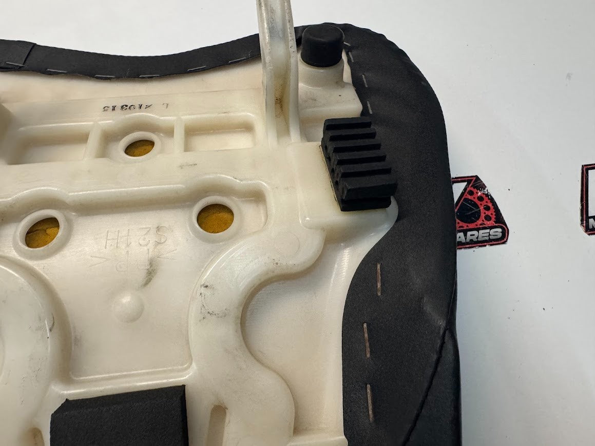 Suzuki GSXR 1000 2007-2008 Riders Seat OEM Genuine 45100-21H01-6BY