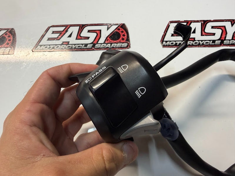 LH Switch Block Honda CBR 500R 2016-2018 OEM 35200MJWD12