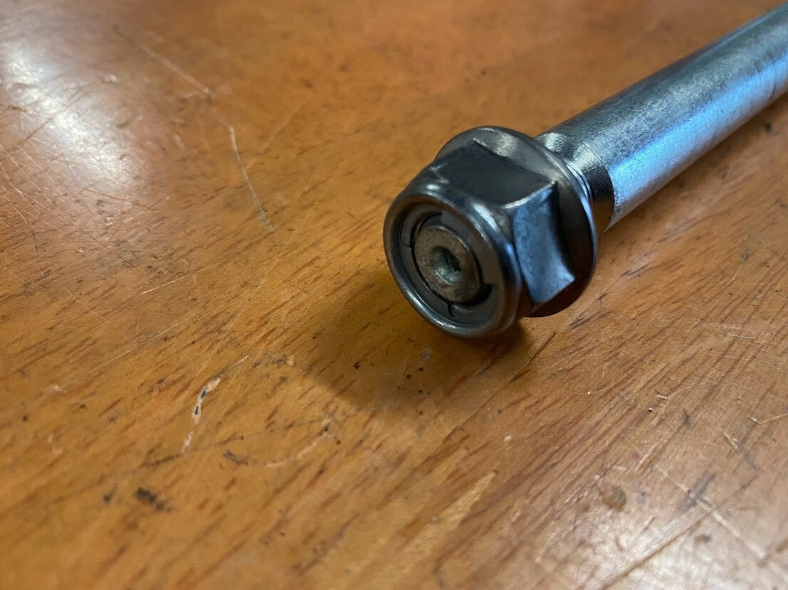 Front Axle Honda CB 300F 2014