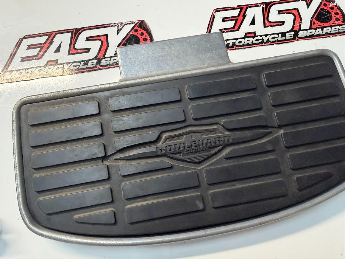 RH Pillion Foot Rest Suzuki Boulevard C109R VLR 1800 T 2008-2014 OEM 43600-22H11