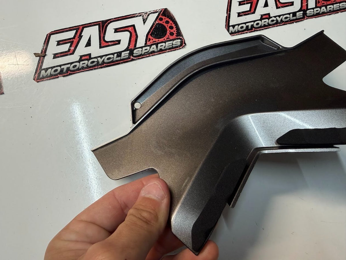 Centre Tail Cover Kawasaki Ninja ZX-10R 2022-2024 OEM 36042-0007-45W