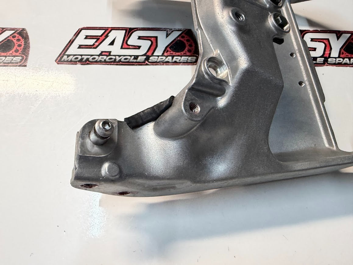 Subframe Tail Kawasaki Ninja ZX-10R 2021-2025 OEM 32160-1865