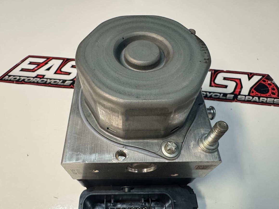 Yamaha YZF R1 2015-2019 ABS Module Pump OEM Genuine 2CR-85930-09