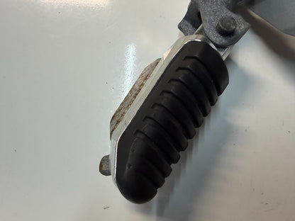 LH Foot Peg Bracket Assembly Suzuki GSF 1250 S Bandit 2007-2016 OEM 43521-38G00