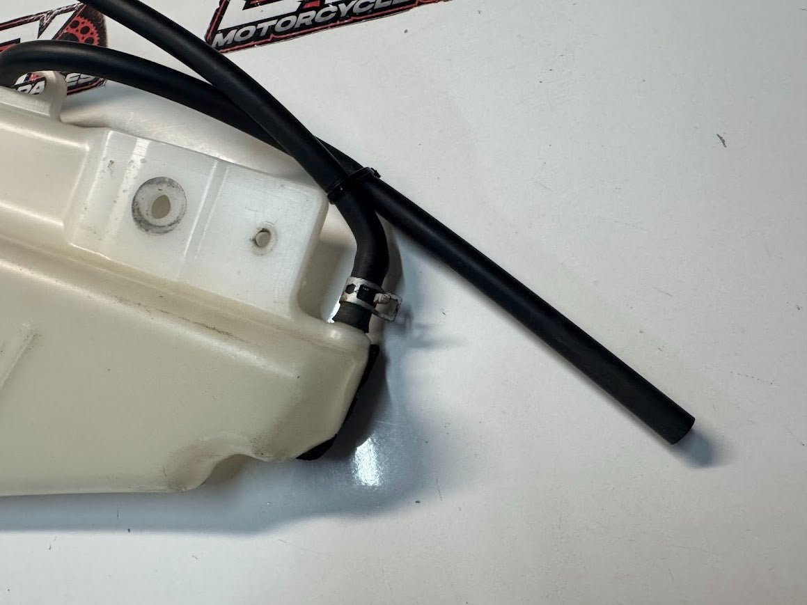 Suzuki GSXR 1000 2009-2016 Coolant Overflow Reservoir OEM Genuine 17910-47H00