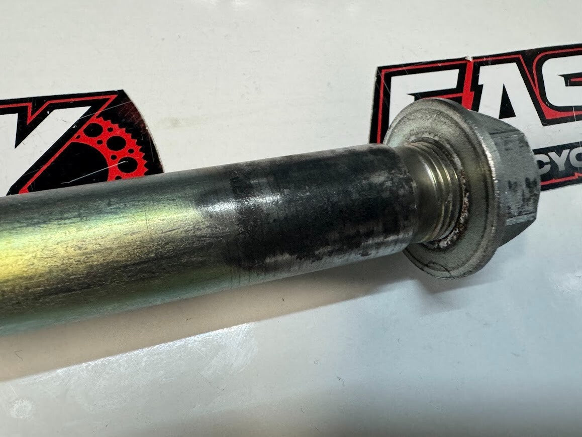 Swing Arm Pivot Bolt Suzuki GSXR 1000 05-08 12-16 2007 61211-41G00