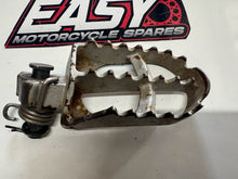 RH Foot Peg Husqvarna TC 250 2004