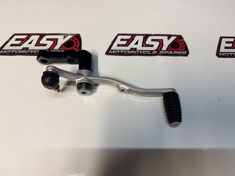 Yamaha YZF R1 2018-2025 Gear Shift Pedal Assembly OEM Genuine BX4-18110-00