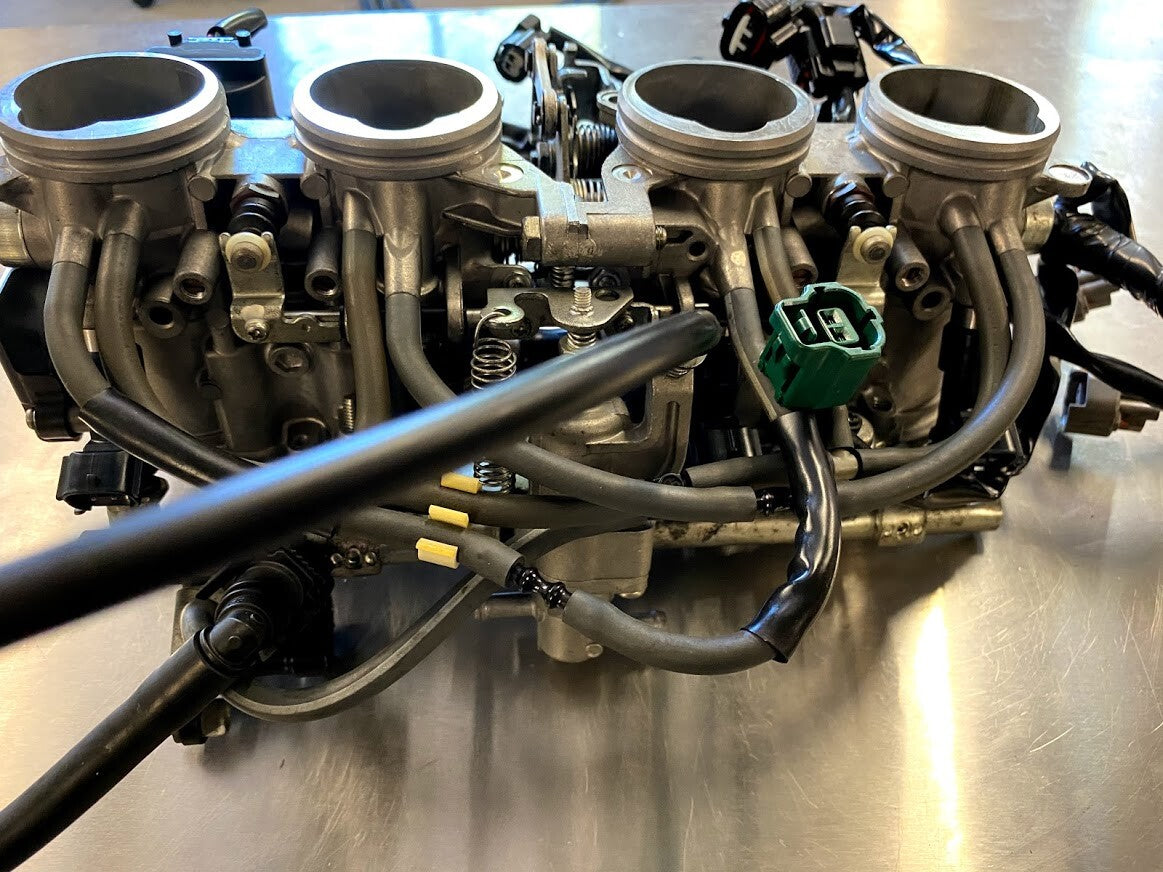 Throttle Bodies Yamaha FZ1 06-15 2008 2D1-13750-20-00