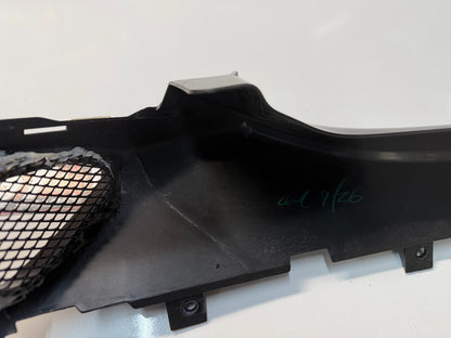 RH Air Intake Fairing Cover Suzuki GSXR 1000 2005-2006 OEM 94670-41G00-YHF