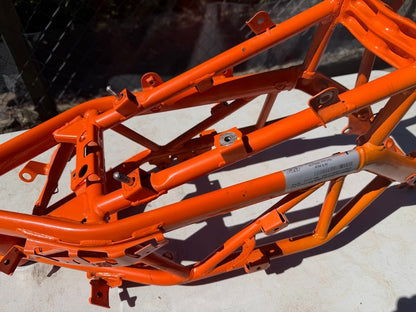 Frame *Repairable Write Off* KTM RC 390 2014-2016 OEM 90503001100