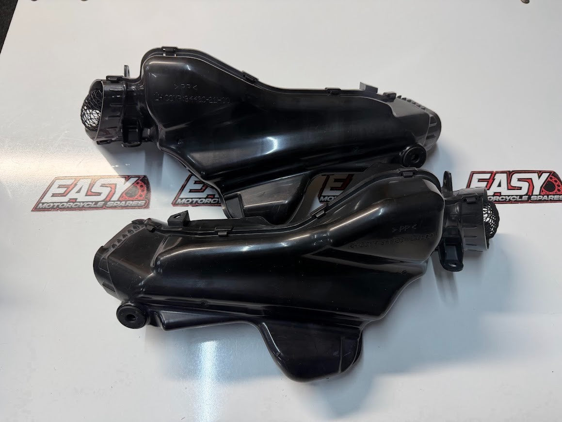 Air Ram Intake Ducts Suzuki GSXR 1000 2007-2008 OEM 94420-21H00