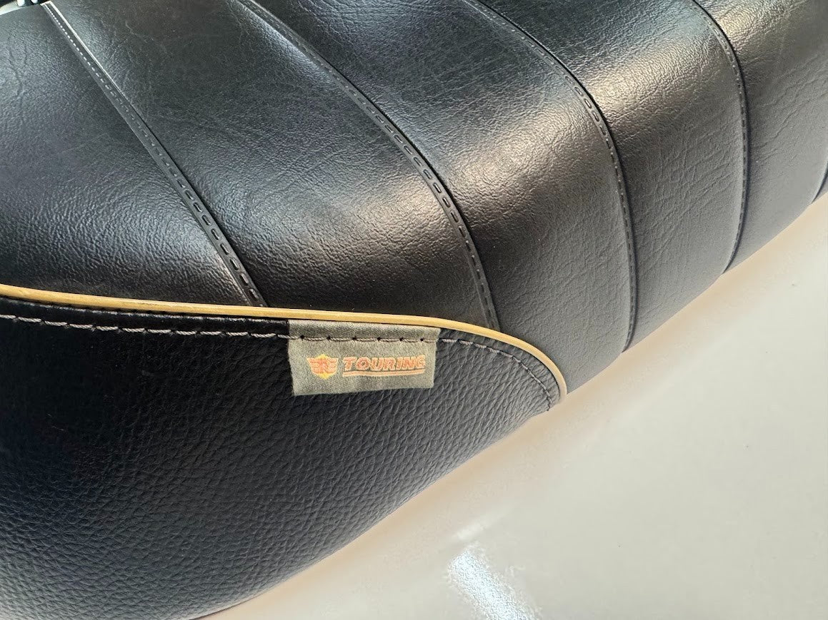 Royal Enfield Interceptor 650 2022 Seat Dual OEM Genuine 1030001C Euro 5