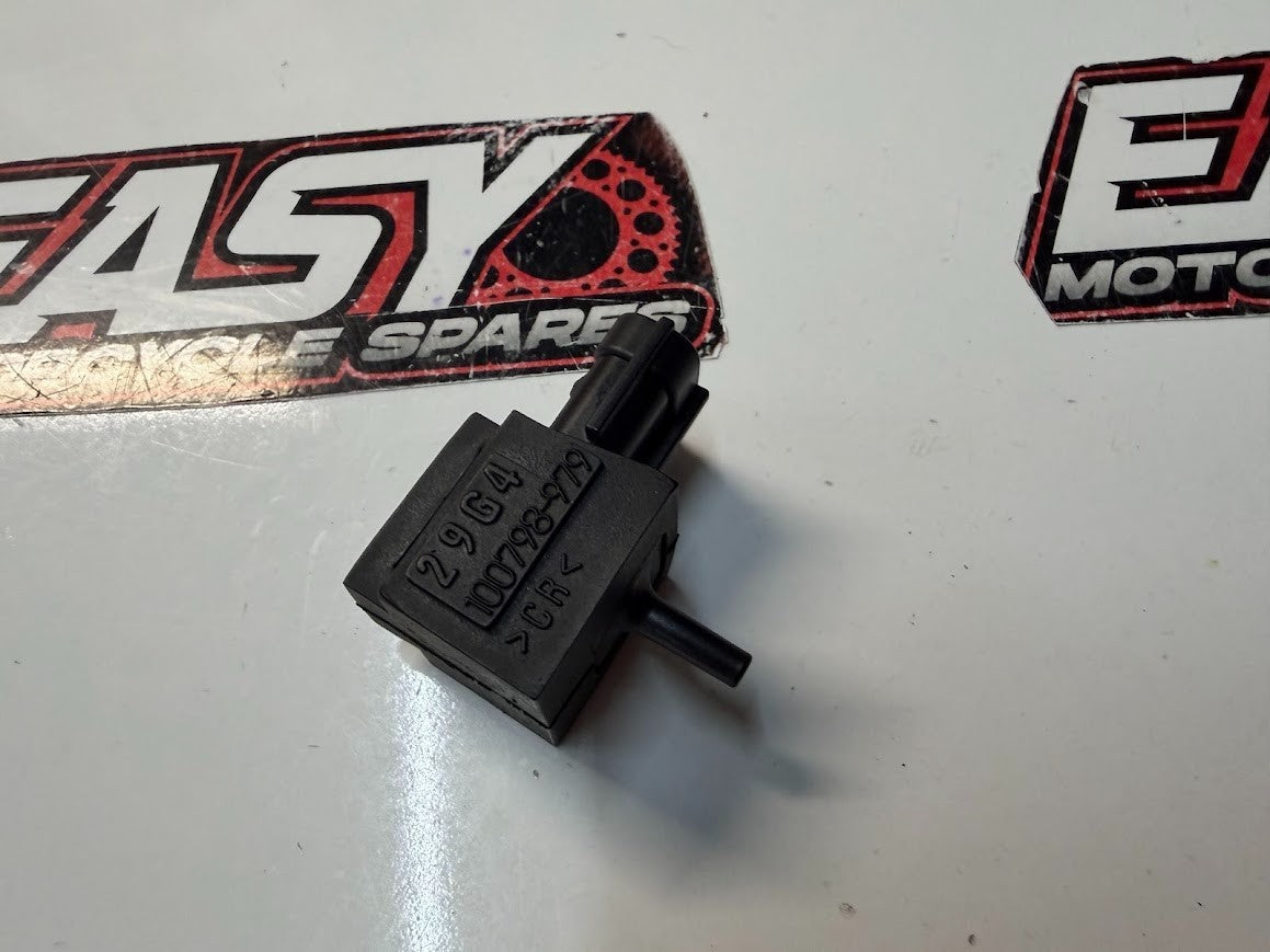 Boost Sensor Suzuki GSXR 1000 2012-2025 OEM 15630-29G40