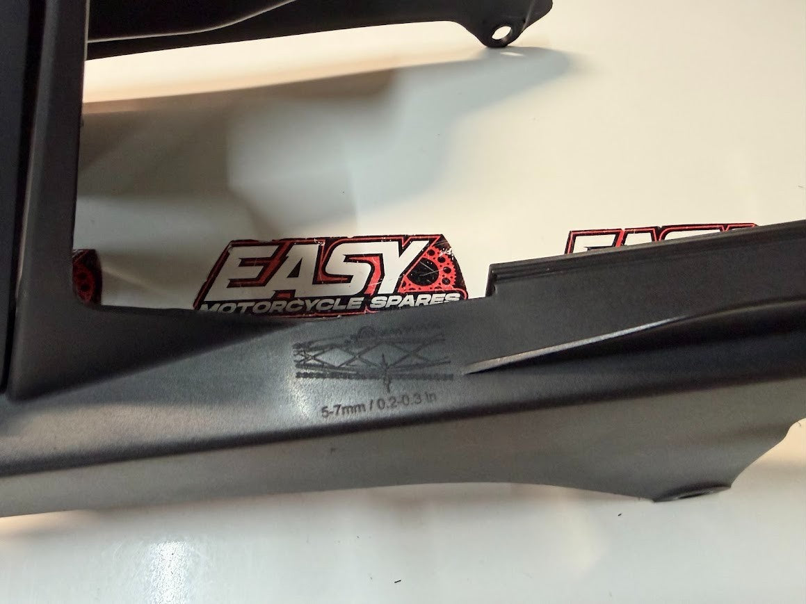 Chain Guard Hugger KTM RC 390 2014-2021 OEM 9050406000033
