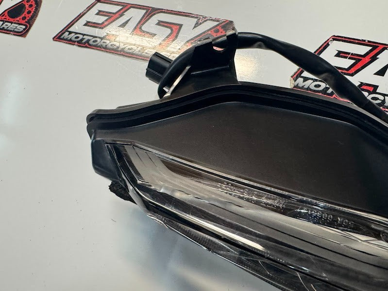 Yamaha YZF R1 2020-2025 LH Pilot Light OEM Genuine B3L-84302-00