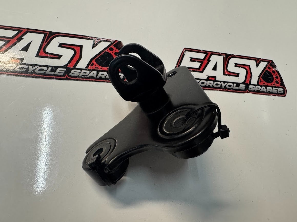 Kawasaki Vulcan S 650 2015-2025 LH Foot Rest Peg Bracket OEM Genuine 34003-0141