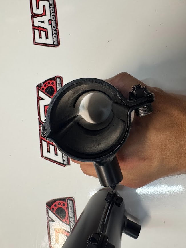 Kawasaki Vulcan S 650 2015-2025 Windshield Fork Brackets OEM Genuine 99994-0824