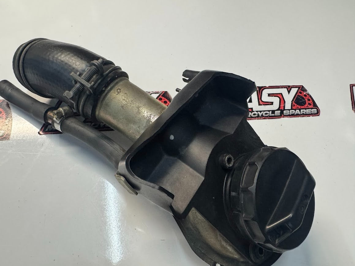 Suzuki VL 1500 Intruder 1998-2009 Fuel Tank Filler Neck OEM Genuine 44190-10F00