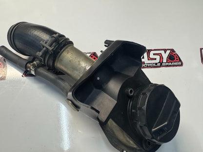 Suzuki VL 1500 Intruder 1998-2009 Fuel Tank Filler Neck OEM Genuine 44190-10F00